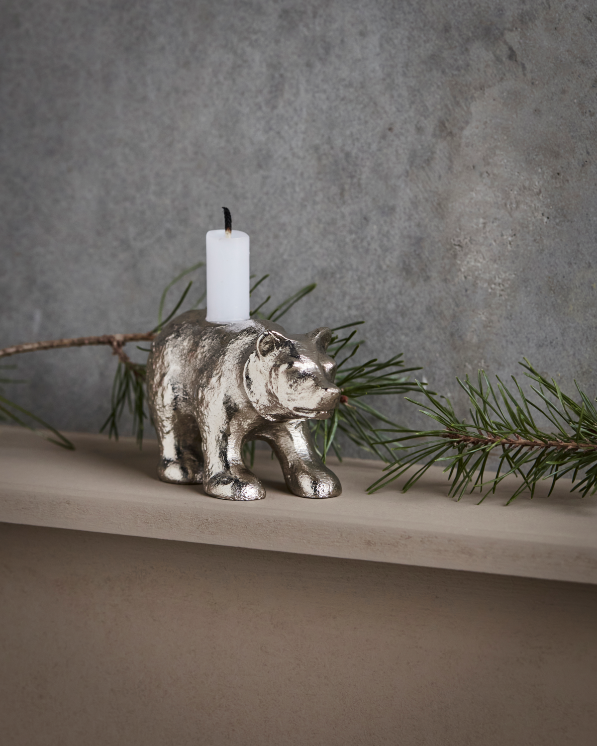 Polar bear candle holder by House doctor